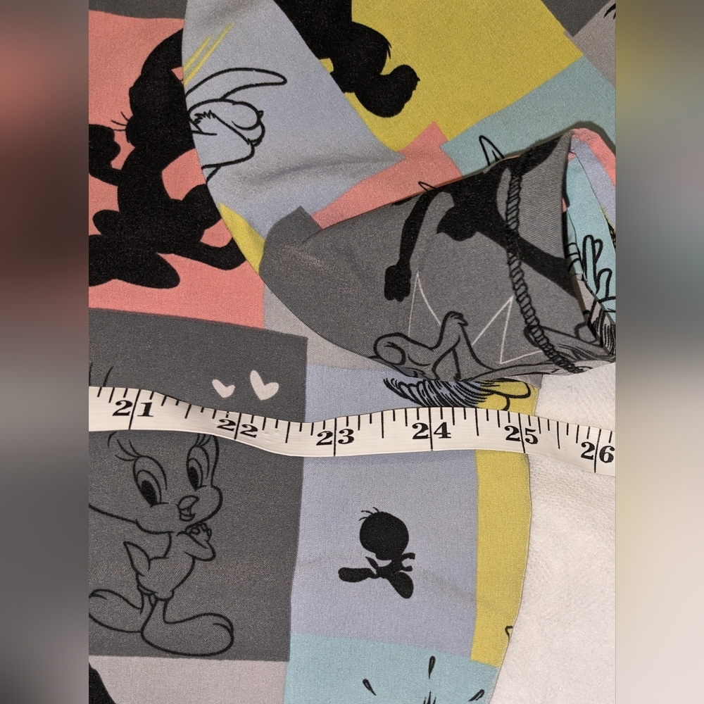 Looney Tune Characters Colorblock V-Neck Scrub Top - Picture 6 of 10